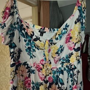 Torrid knee length size 1 worn once.